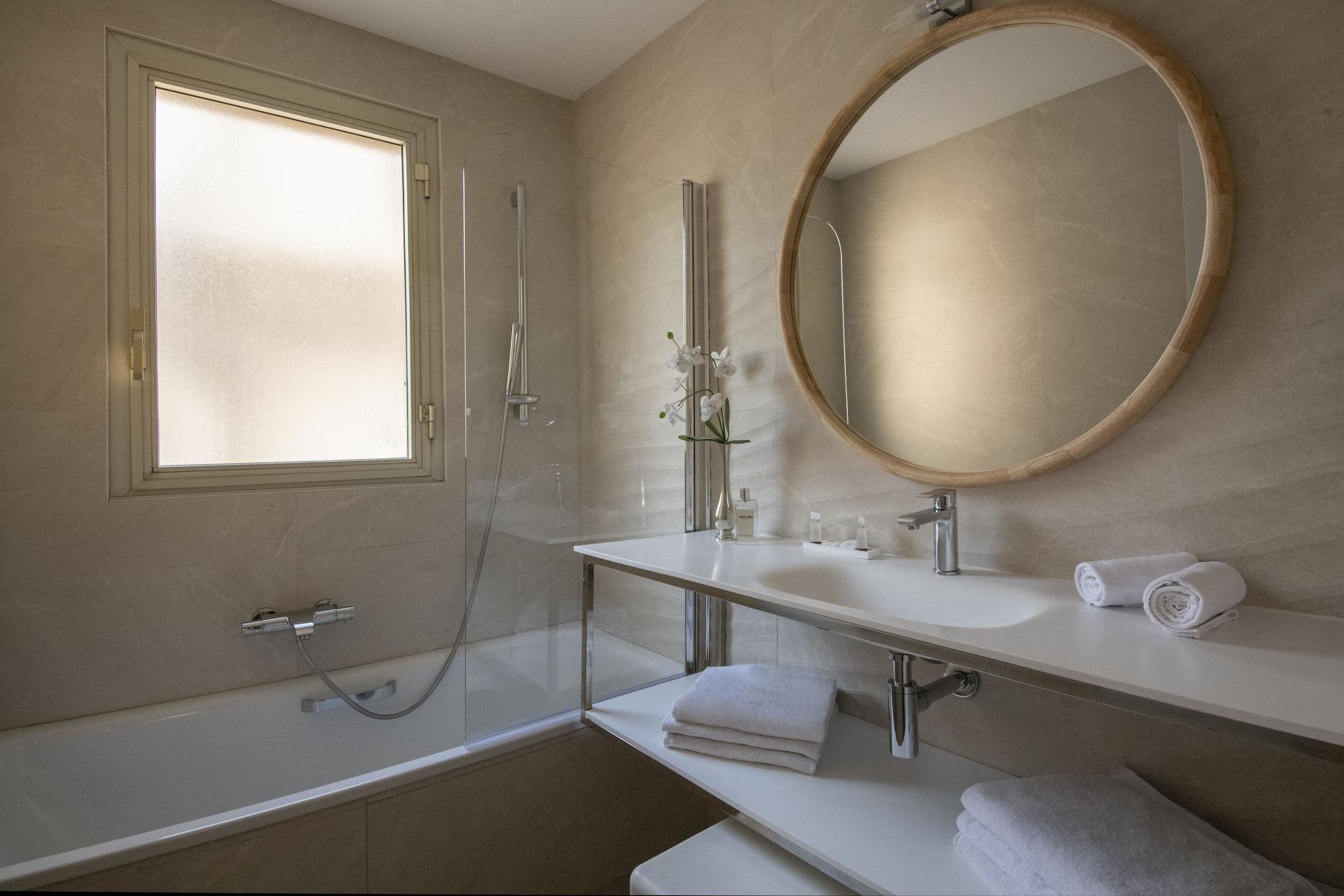 Chambord Hotel 3*